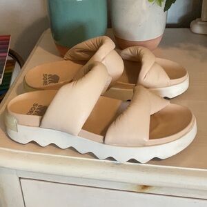 Sorel Twist slide sandals